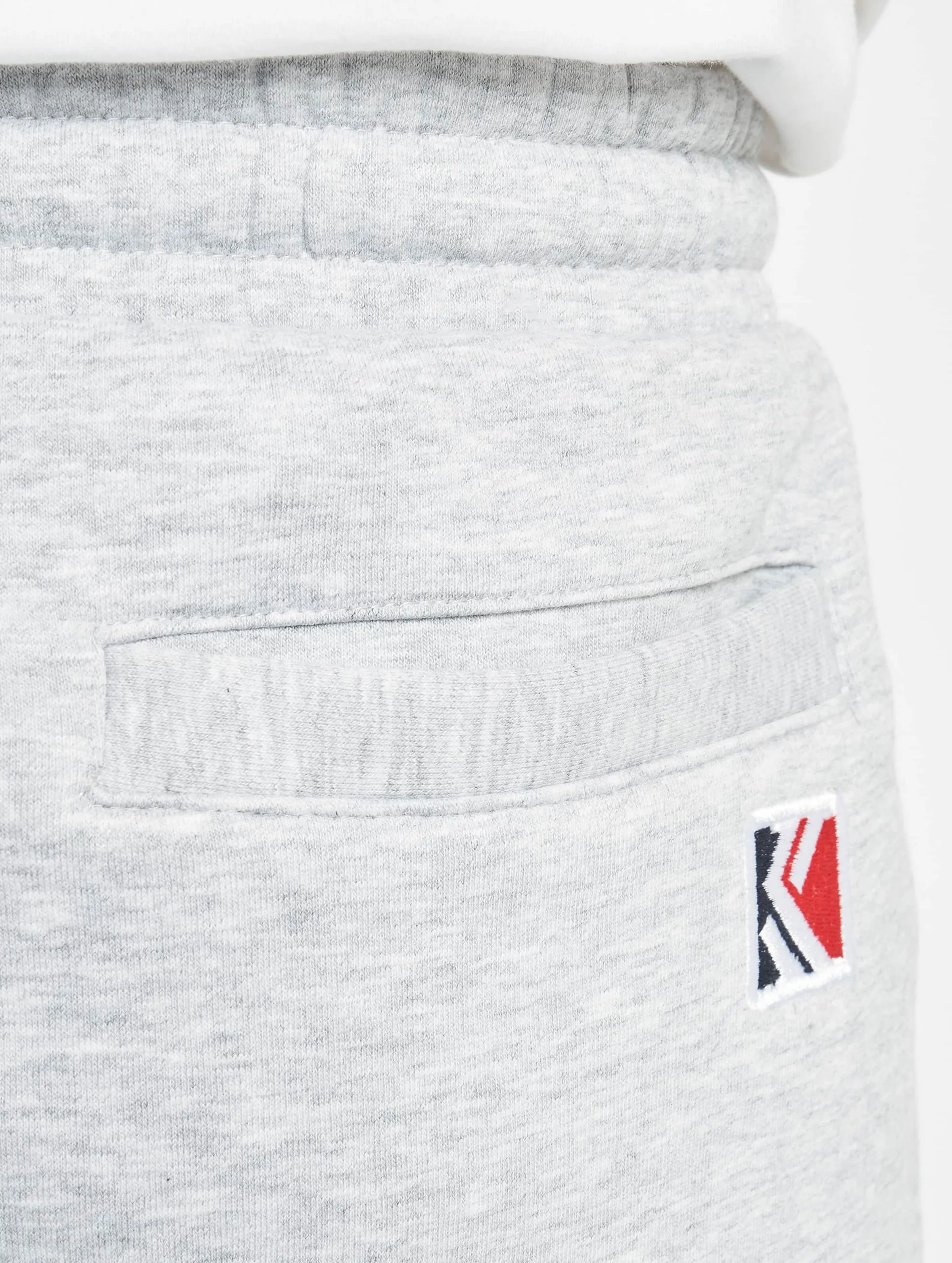 Signature Retro