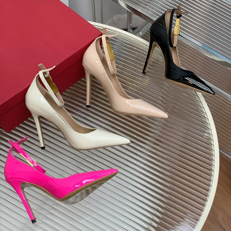 Tacón de aguja Zapatos de vestir Diseñador de moda Hebilla de charol fucsia Bombas 11 cm Tacón alto Punta puntiaguda Correa de t