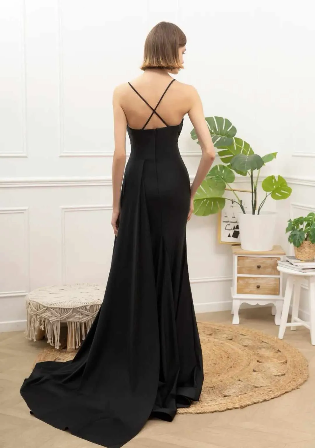 Vestido negro del alfombra roja