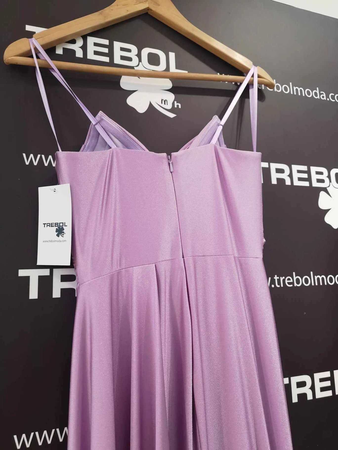 Vestido negro del alfombra roja