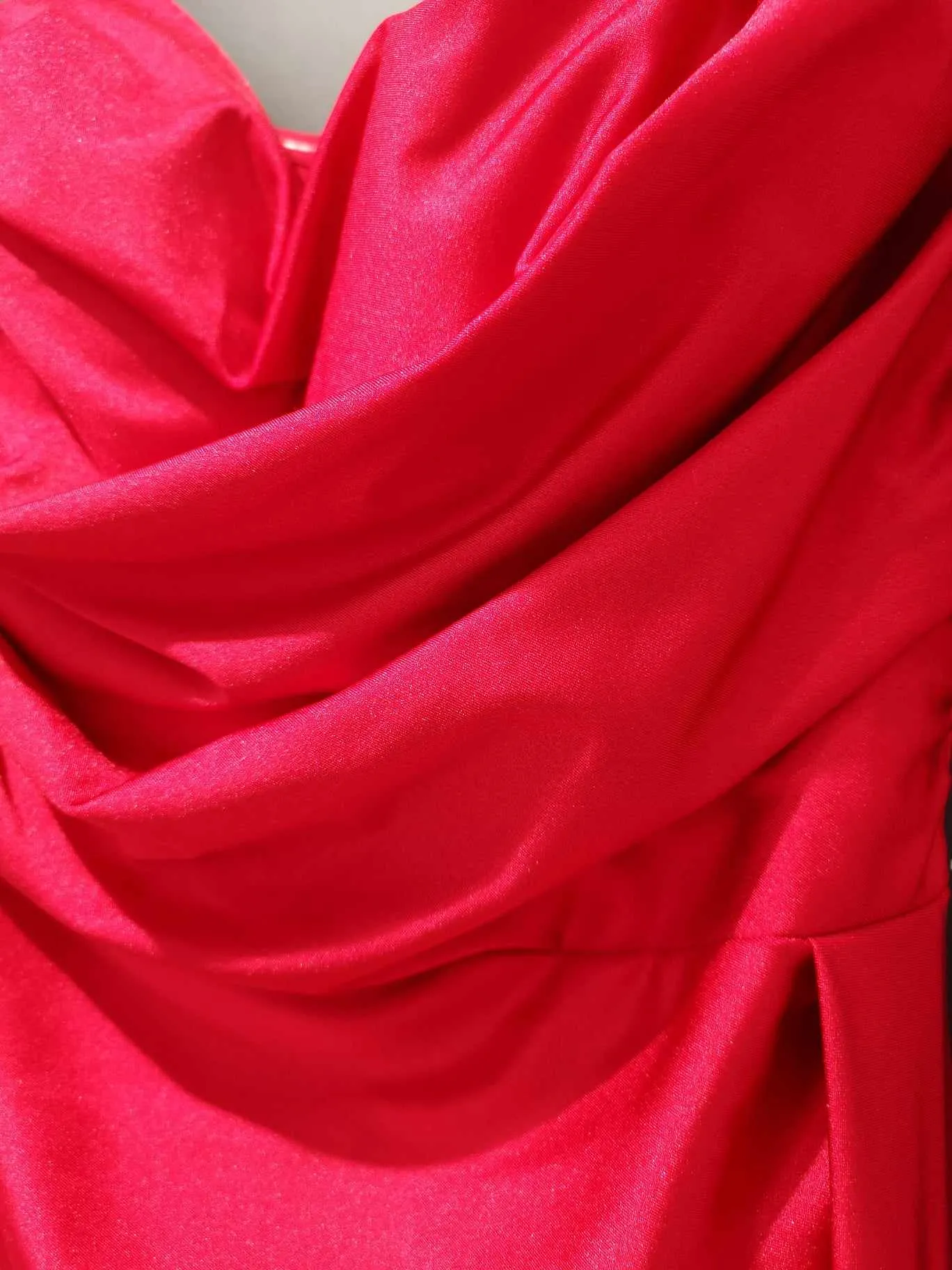 Vestido negro del alfombra roja