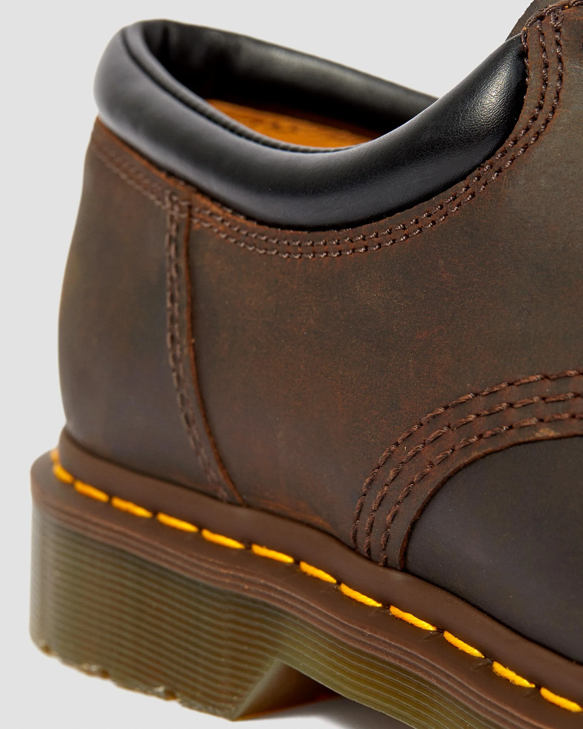 Zapatos informales 8053 de piel Crazy Horse